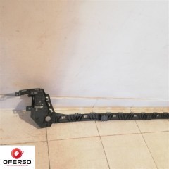 Ślizg zderzaka tył Audi A4 B9 kombi 8W9807385A