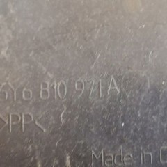 NADKOLE LEWE TYLNE TYŁ SKODA FABIA 6Y6810971A