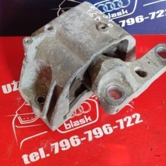 Poduszka Silnika Prawa Audi A3 8P 1.6 Manual 2003 Blask Gołdap