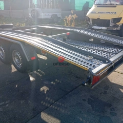 Laweta Przyczepa Rydwan w idealnym stanie Nowe hamulce i Opony