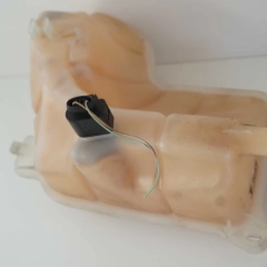 Audi a4 b7 b6 zbiorniczek wyrównawczy  **