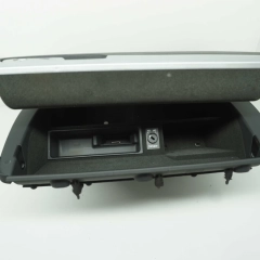 Audi TT 8J schowek pasażera konsoli Czarny Angielski Ładny **