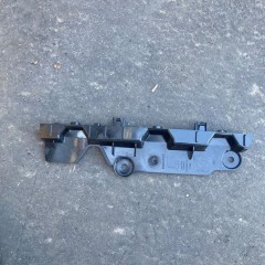 RENAULT Master 3 III LIFT 4 IV Nowy LEWY ŚLIZG WSPORNIK MOCOWANIE ZDERZAKA BŁOTNIKA  W zderzak