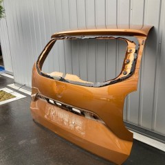 DACIA DUSTER 2 II KLAPA TYLNA POKRYWA BAGAŻNIKA TYLNIA TYŁ  Wwa