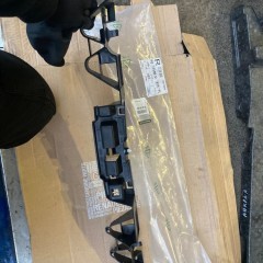 RENAULT MEGANE 2 II LEWY ŚLIZG ZDERZAKA TYLNEGO TYŁ TYLNIEGO MOCOWANIE ABSORBER WZMOCNIENIE BELKA ZDERZAKA TYLNEGO TYŁ  zderzak tylny