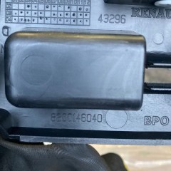 RENAULT MEGANE 2 II LEWY ŚLIZG ZDERZAKA TYLNEGO TYŁ TYLNIEGO MOCOWANIE ABSORBER WZMOCNIENIE BELKA ZDERZAKA TYLNEGO TYŁ  zderzak tylny