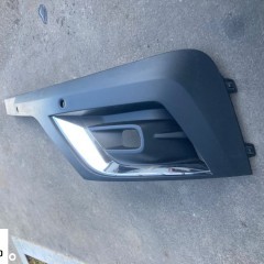 RENAULT TRAFIC  III 3 LIFT 4 IV 23r LISTWA ZDERZAKA LEWA CHROM NAKŁADKA 261A39991R kratka otwory na pdc Wwa lewy przód
