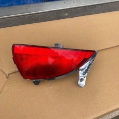 RENAULT KADJAR LAMPA W ZDERZAK ZDERZAKA PRAWY TYŁ LEWA TYLNA TYLNIA  PRZECIWMGIELNA LEWY TYŁ