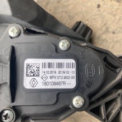DACIA DUSTER 2 II  PEDAŁ GAZU HAMULCA PEDAŁY 180108467R  8201606986  Wwa