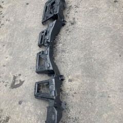 RENAULT SCENIC 4 IV ŚLIZG ŚRODKOWY MOCOWANIE ABSORBER WZMOCNIENIE BELKA ZDERZAKA TYLNEGO TYŁ  zderzak tylny