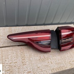 RENAULT CLIO 5 V Lampy tylne LAMPA TYLNA PRAWA  EUROPA PRAWY TYŁ w błotnik w klapę W-wa
