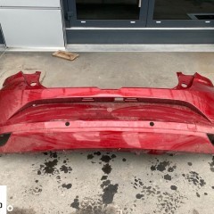 DACIA SANDERO 3 III ZDERZAK TYLNY TYŁ TYLNI OTWORY NA PDC czerwony TENPI