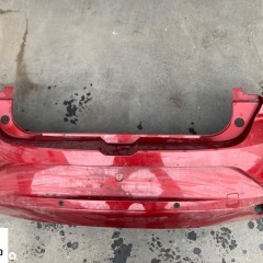 DACIA SANDERO 3 III ZDERZAK TYLNY TYŁ TYLNI OTWORY NA PDC czerwony TENPI