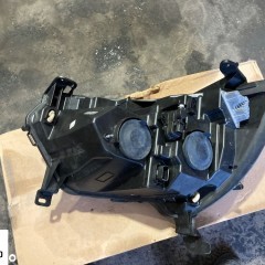RENAULT MASTER 3 III LIFT 4 IV LAMPA PRZEDNIA PRAWA REFLEKTOR PRAWY PRZÓD LED Ledowa  Wwa