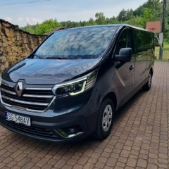 Bus 9 osobowy wynajem wypożyczalnia usługi przewozowe.