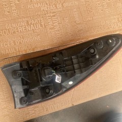 RENAULT KADJAR LAMPA W BŁOTNIK TYŁ LEWA lewa TYLNA TYLNIA  LEWY TYŁ LIFT