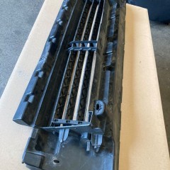 DACIA DUSTER 2 II lift 22r WLOT POWIETRZA ŻALUZJA KIEROWNICA POWIETRZA krata kratka  DASTER Wwa