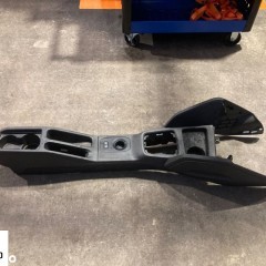 DACIA DUSTER 2 II TUNEL ŚRODKOWY PÓŁKA Wwa