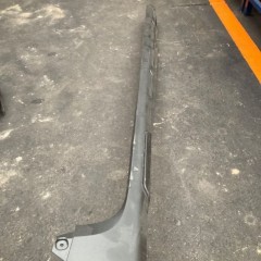 DACIA DOKKER STEPWAY ORYGINALNA LISTWA PROGOWA PRAWA NAKŁADKA PROGU PRÓG PLASTIKOWY PRAWY  OSŁONA PROGU Wwa