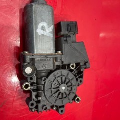 AUDI A6 C5 SILNICZEK SZYBY 119024114