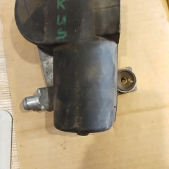 SILNICZEK WYCIERACZEK PRZÓD FOCUS MK1 XS4117508 (7139665209)