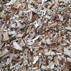 RĘBAK DO GAŁĘZI - rozdrabniacz, usuwanie pni, wycinka drzew. WYNAJEM !