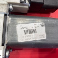 SILNICZEK SZYBY LEWY TYŁ PASSAT B6 1K0959703F