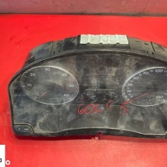 VOLKSWAGEN GOLF 5 V LICZNIK ZEGARY 110080247
