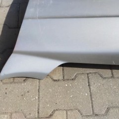 Srebny  błotnik  lancia thesis