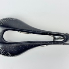 Profesjonalne Siodełko Szosowe SELLE ITALIA SLR SUPERFLOW Carbon Fibre