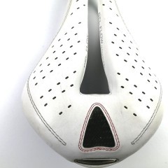 Profesjonalne Siodełko SELLE ITALIA GEL FLOW MAX białe Szosa MTB Grave