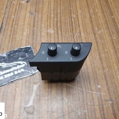 Przelacznik 8E1919094D Wlacznik DRL Coming Home Swiatla Xenon Audi A4 B7 Europa