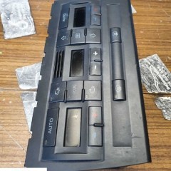 Klimatronik 8E0820043 BQ Panel Sterowania Nawiewu Klimatyzacji Soul 2 DIN A4 B7 Seat Exeo