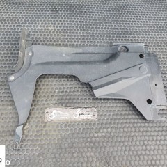 Osłona 8E0825216C Plastik Podwozia Podłogi Przeciwbłotna Prawa Tyl Tylna Quattro 4x4 Audi A4 B6 B7 Sedan Kombi