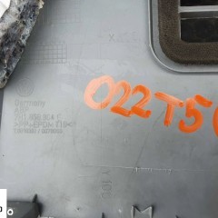 Osłona Zaślepka Plastik Tapicerka Dół Konsola Deska Wnetrza Jasna Lewa Prawa Europa VW Transporter T5 Caravella Multivan