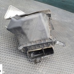 Obudowa Filtra 06B133837AG 06B133837P Powietrza Pokrywa 2.0 ALT Audi A4 B6 B7 VW