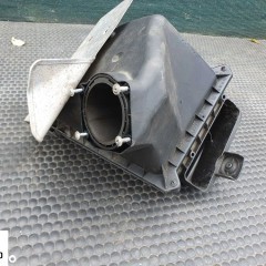 Obudowa Filtra 06B133837AG 06B133837P Powietrza Pokrywa 2.0 ALT Audi A4 B6 B7 VW