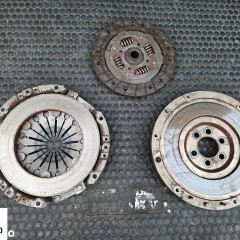 Sprzeglo 032105270 Tarcza Docisk Komplet 1.0 1.4 1.6 VW Polo III 3 Seat Cordoba I 1 Ibiza II 2