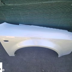 Błotnik Nadkole Przod Przedni LY7W Srebrny Prawy Audi A4 B6 Sedan Kombi