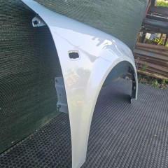 Błotnik Nadkole Przod Przedni LY7W Srebrny Prawy Audi A4 B6 Sedan Kombi