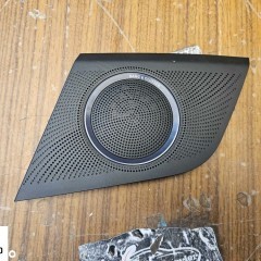 Maskownica Głosnika 8T0857227A 8T0857228A Kratka Oslona Konsoli Deski Kokpit Bang & Olufsen Audi A4 B8 A5