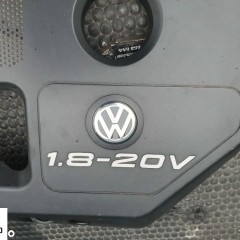 Osłona 06A103925 K L M Dekiel Pokrywa Silnika Na silnik Górna Znaczek 1.8 20V VW Golf IV 4 Skoda Seat Audi
