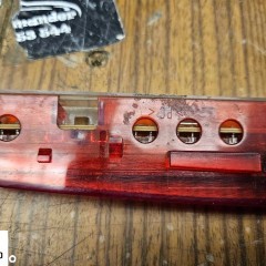 Swiatlo STOP 28427002 28427001 Lampa Stopu Trzecie Audi A4 B6 B7 Sedan