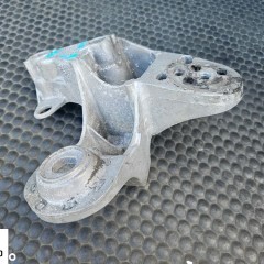 Lapa Mocowanie 8E0199351 8E0199352 Wspornik Silnika Podpora Poduszki Drazka Audi A4 B6 B7