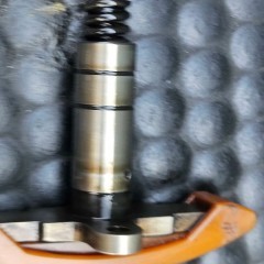 Napinacz 06B109217B Hydrauliczny Łańcucha Łańcuszka Wałka Rozrzadu 2.0 ALT 20V 130KM Audi A4 B6 VW