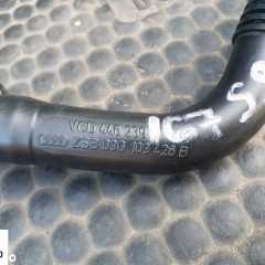 Przewód 038103493AE 03G103426B Rura Waż Dolot Powietrza Turbiny Turbo Rurka Odma 1.9 2.0 TDI  Audi A4 B6 B7 VW