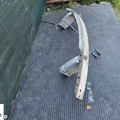 Belka A2046205834 Rama Zderzaka Przod Przednia Strefa Zgniotu Klakson Czujniki Mercedes W204 C-klasa