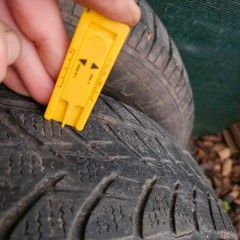 Opony Opona Zimowe 195/65 R15 4szt