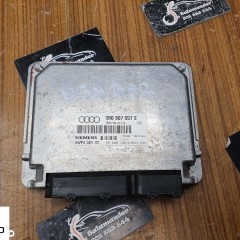 Komputer 3B0907557E 3B0907557B Sterownik Moduł Silnika 1.6 8V Audi A4 B5 VW Passat B5