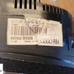 Licznik 8E0920930S 0263626134 Zegary Wskazniki Wyswietlacz Kolorowy FIS EUROPA 1.8T A4 B6 B7